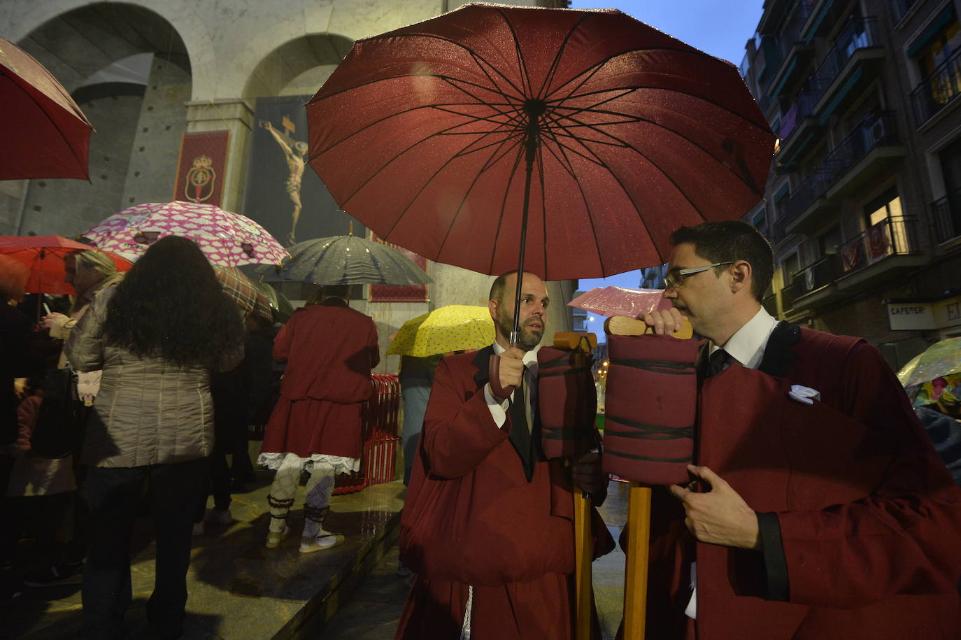La amenaza de lluvia suspende la Procesión del Perdón en Murcia