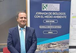 David Hernández, decano del Colegio de Biólogos de la Región.