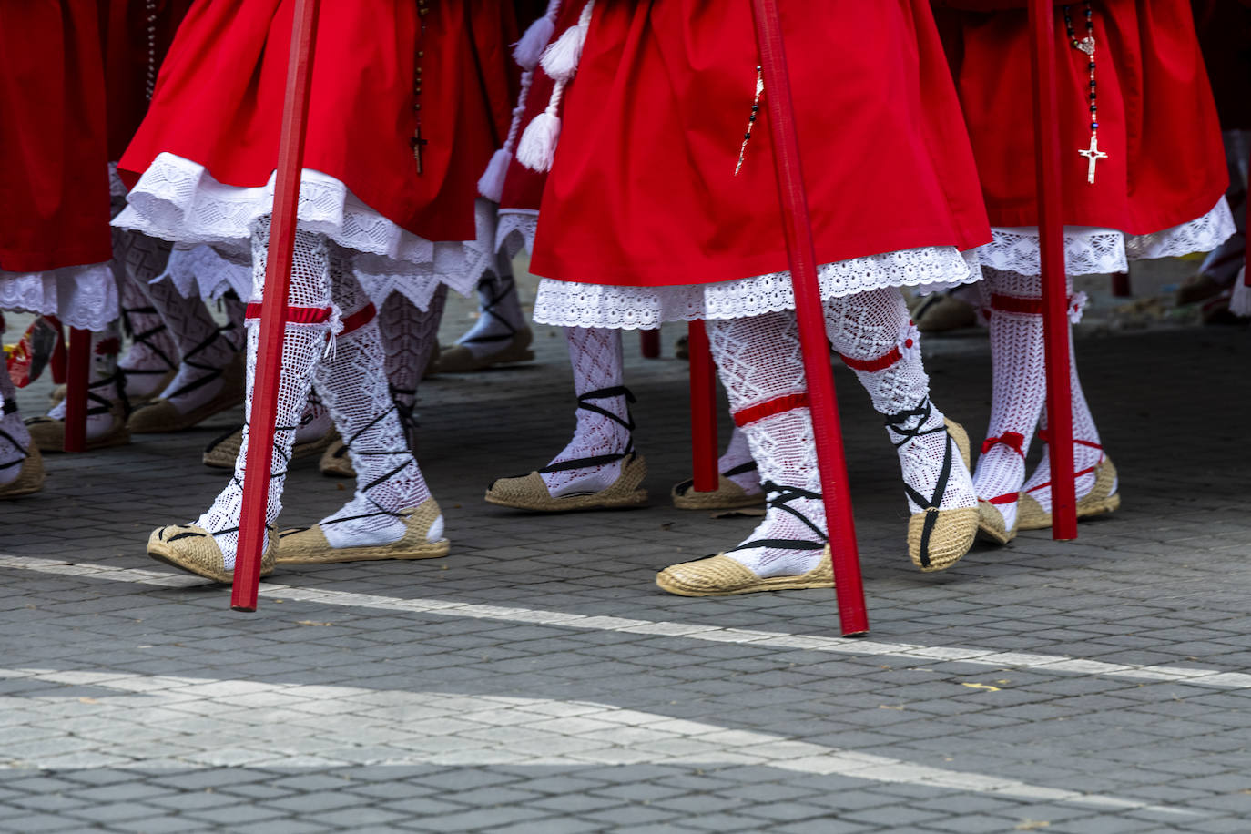 La procesión de los &#039;coloraos&#039;, en imágenes