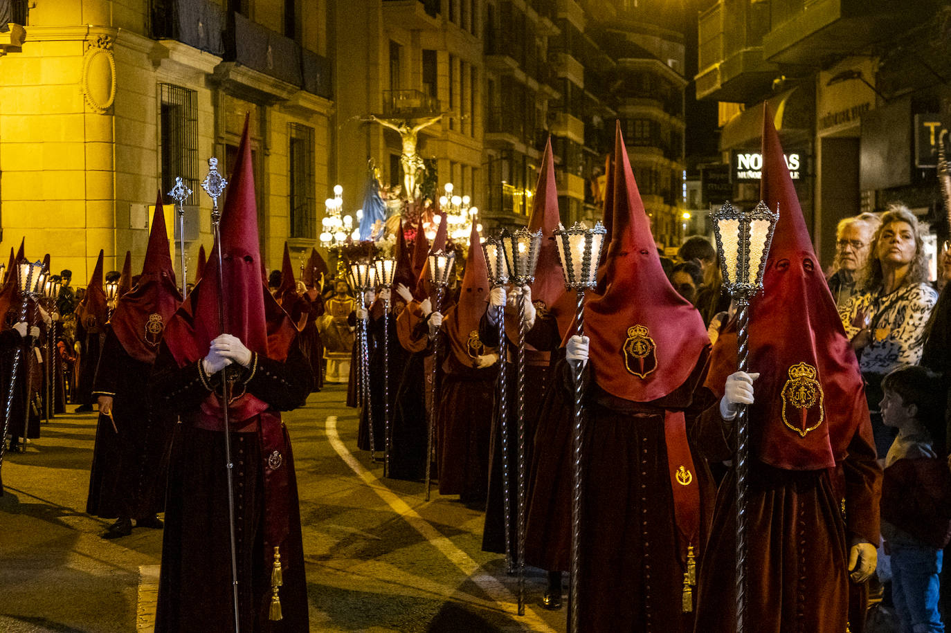 La procesión de los &#039;coloraos&#039;, en imágenes