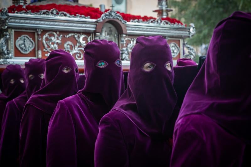 La procesión de Nuestro Padre Jesús de Orihuela, en imágenes