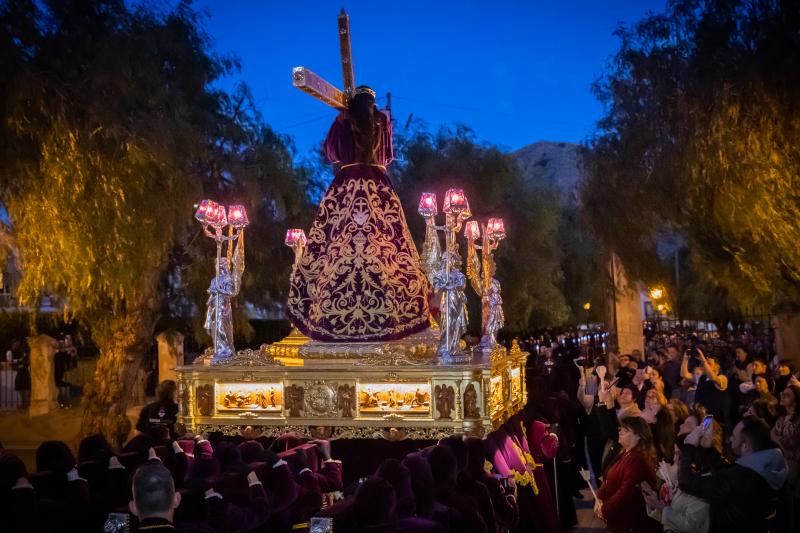 La procesión de Nuestro Padre Jesús de Orihuela, en imágenes