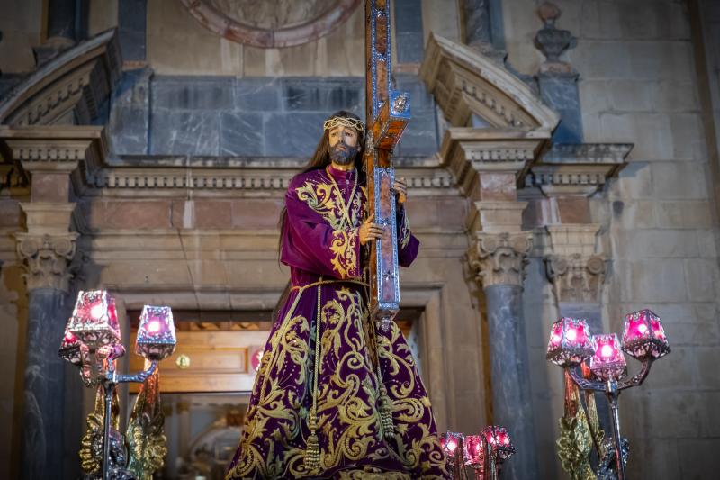 La procesión de Nuestro Padre Jesús de Orihuela, en imágenes