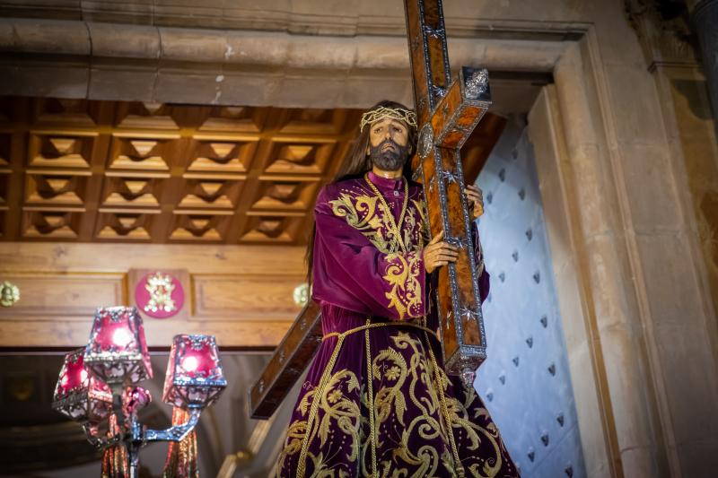 La procesión de Nuestro Padre Jesús de Orihuela, en imágenes