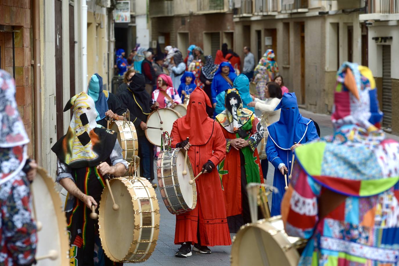 Los tambores toman las calles de Moratalla en Jueves Santo