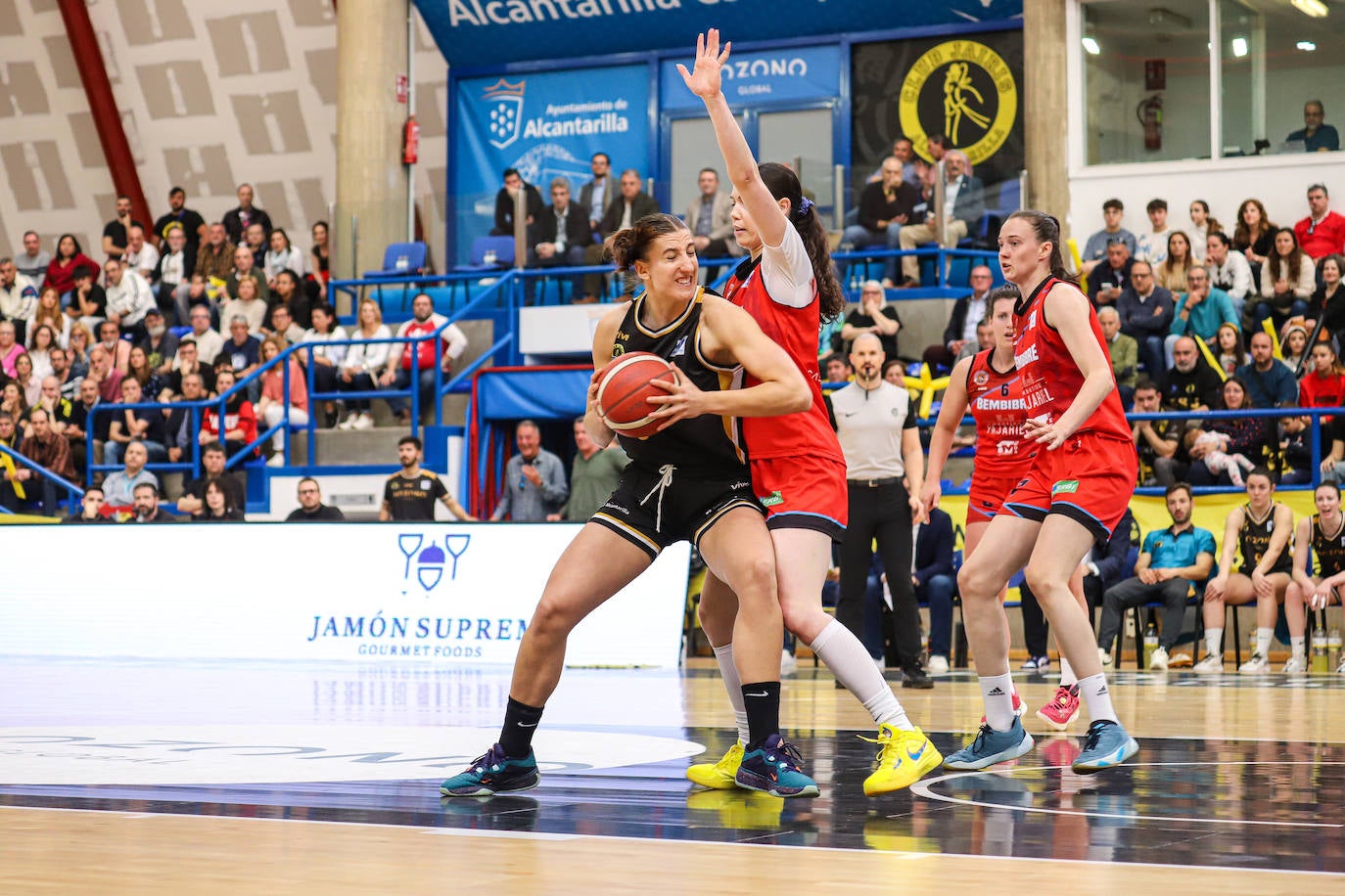 La victoria del Jairis ante el Bembibre, en imágenes