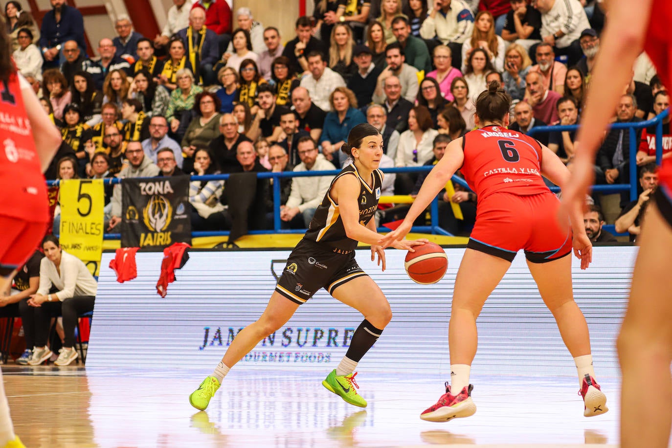 La victoria del Jairis ante el Bembibre, en imágenes