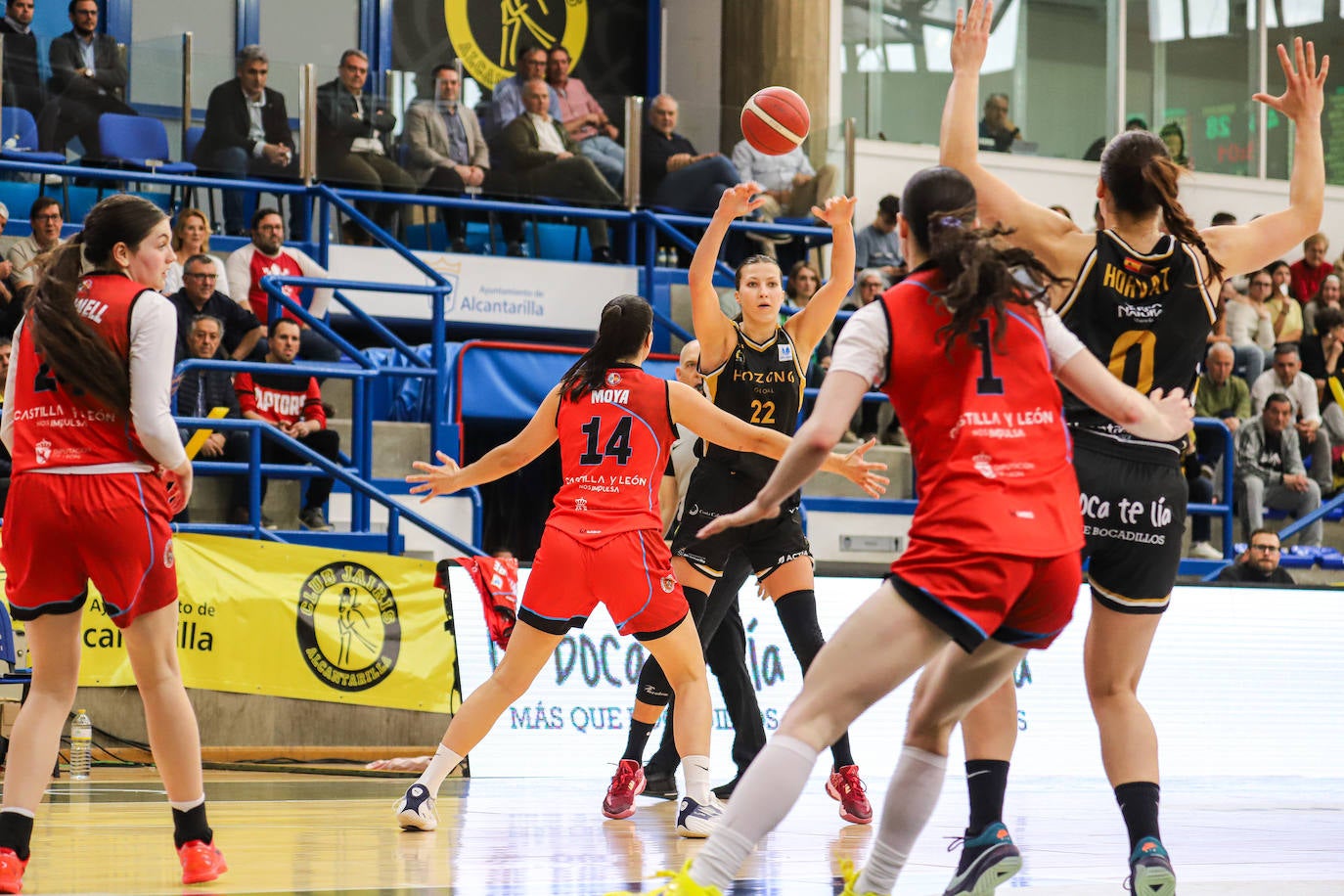 La victoria del Jairis ante el Bembibre, en imágenes