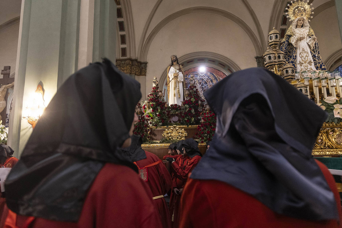 Un Jueves Santo de preparativos en Cartagena