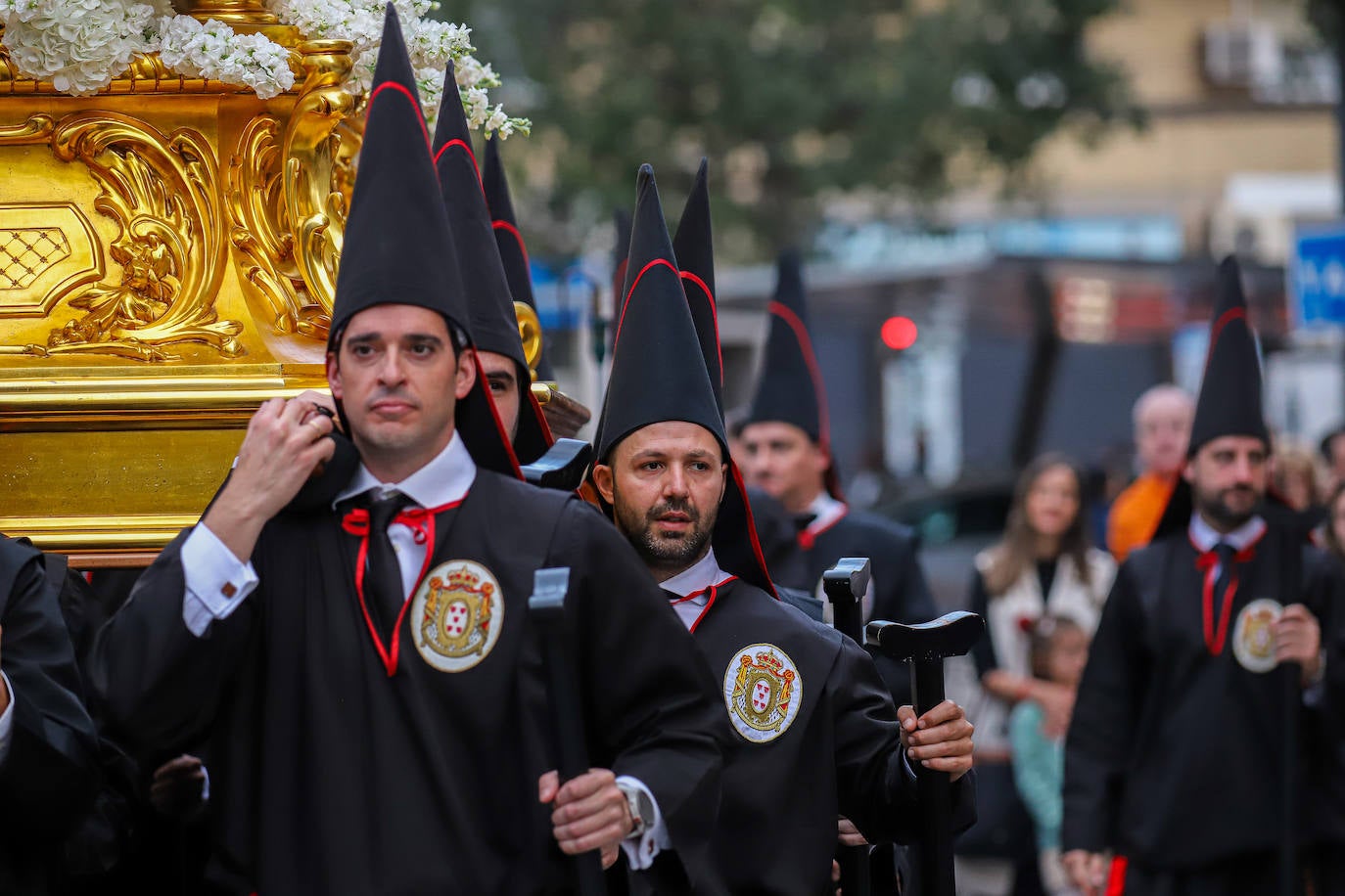 La procesión de la Soledad del Calvario de Murcia, en imágenes