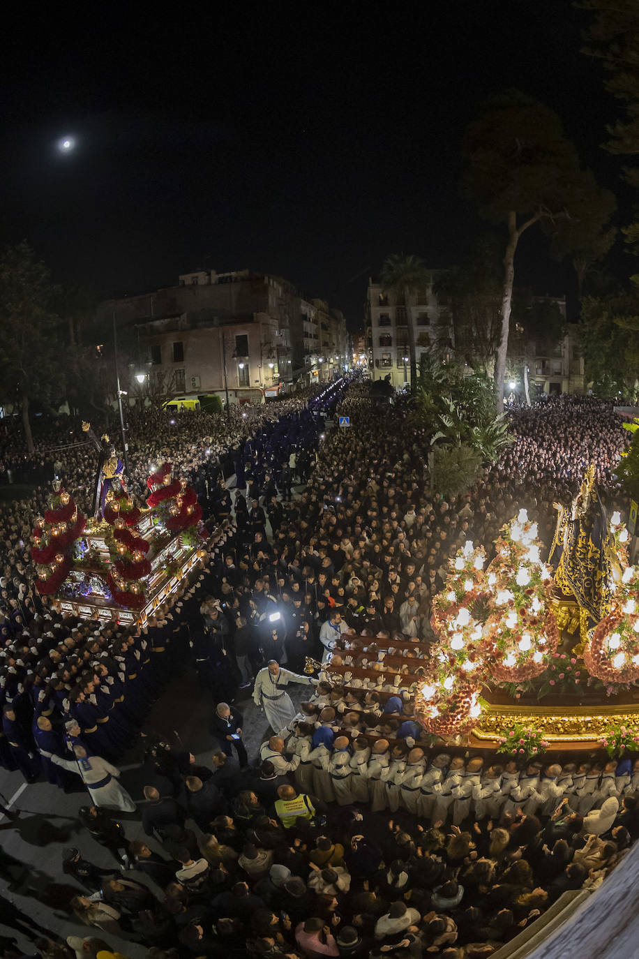 Procesión del Encuentro de Viernes Santo de Cartagena, en imágenes