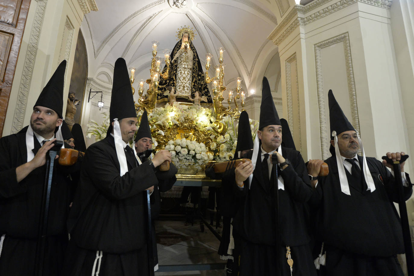 Las cofradías de la Misericordia, de Servitas y del Santo Sepulcro cierran el Viernes Santo