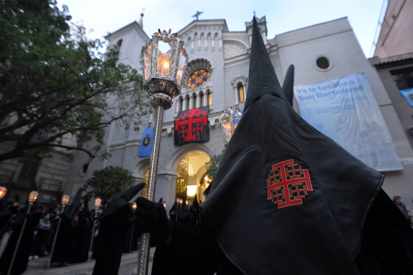 Las cofradías de la Misericordia, de Servitas y del Santo Sepulcro cierran el Viernes Santo