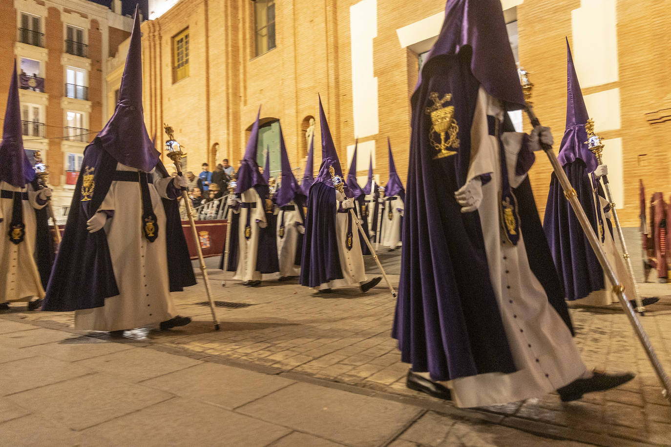 Cartagena se tiñe de luto en el Santo Entierro marrajo