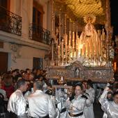 La Virgen Blanca, durante su procesión por las calles de Caravaca.