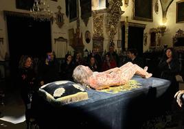 'The Mystery Man'. Antigua Iglesia de la Compañía de Jesús de Caravaca. Hasta el 31 de julio. De lunes a sábado, de 10 a 19 horas. Domingos, de 10 a 12 horas y de 13.30 a 19 horas.