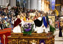 Mesa de los Apóstoles, del Paso Morado, que este año de forma excepcional ha incorporado la imagen de San Felipe, de Nicolás Salzillo.