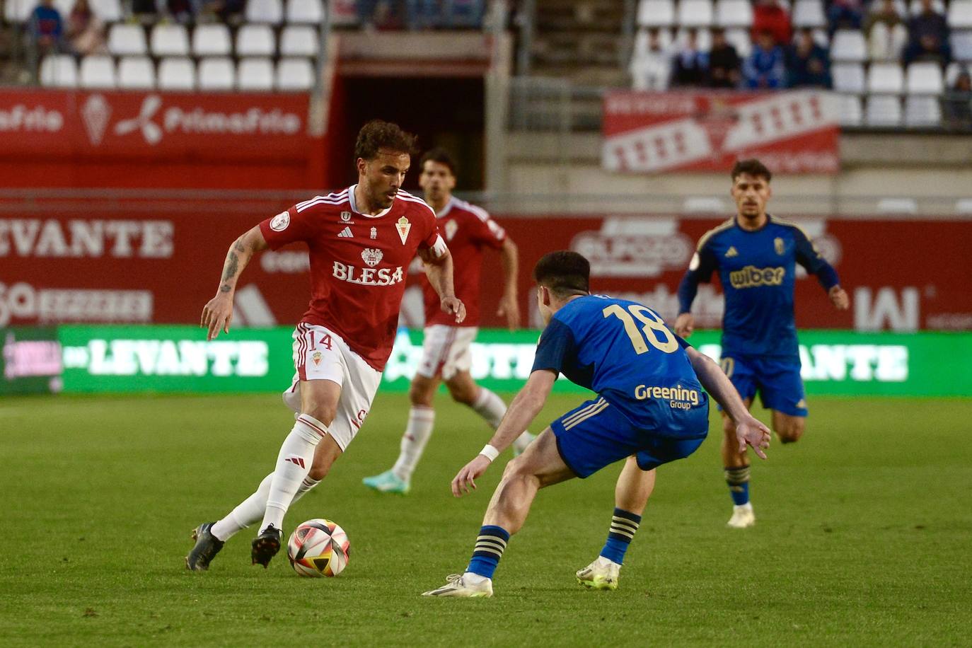 La victoria del Real Murcia frente al Recreativo Granada, en imágenes