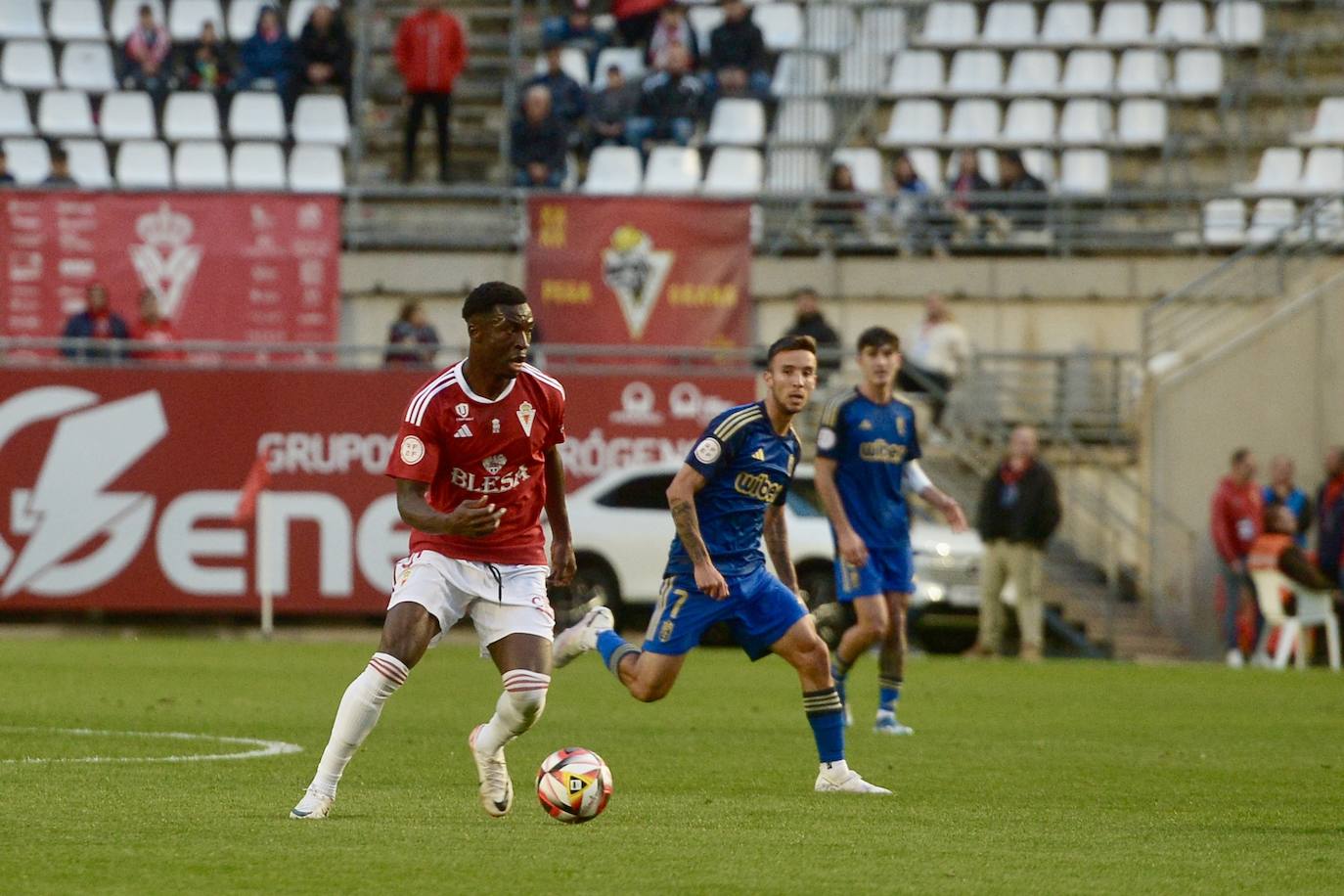 La victoria del Real Murcia frente al Recreativo Granada, en imágenes