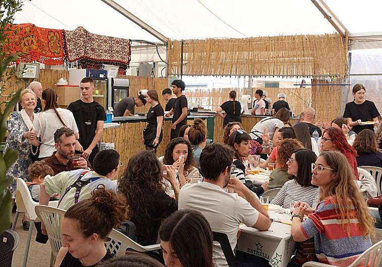 La barraca El Ciazo en la Plaza de la Merced, en Murcia.