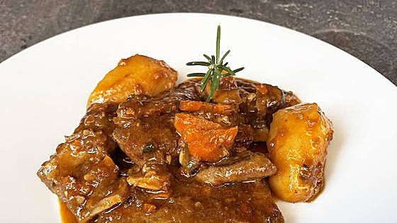 Fricandó al aperitivo