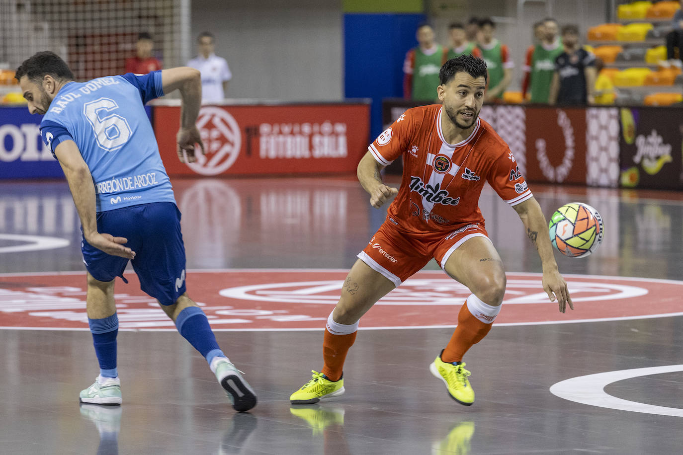 Las imágenes del Jimbee-Movistar (1-8)