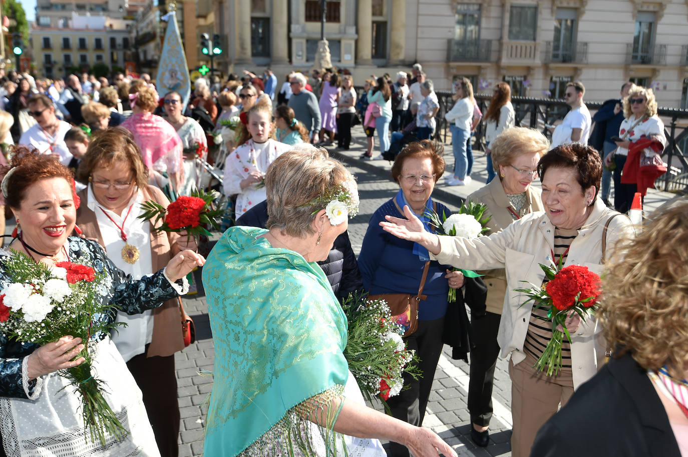 Las imágenes de la ofrenda floral a la Virgen de la Fuensanta
