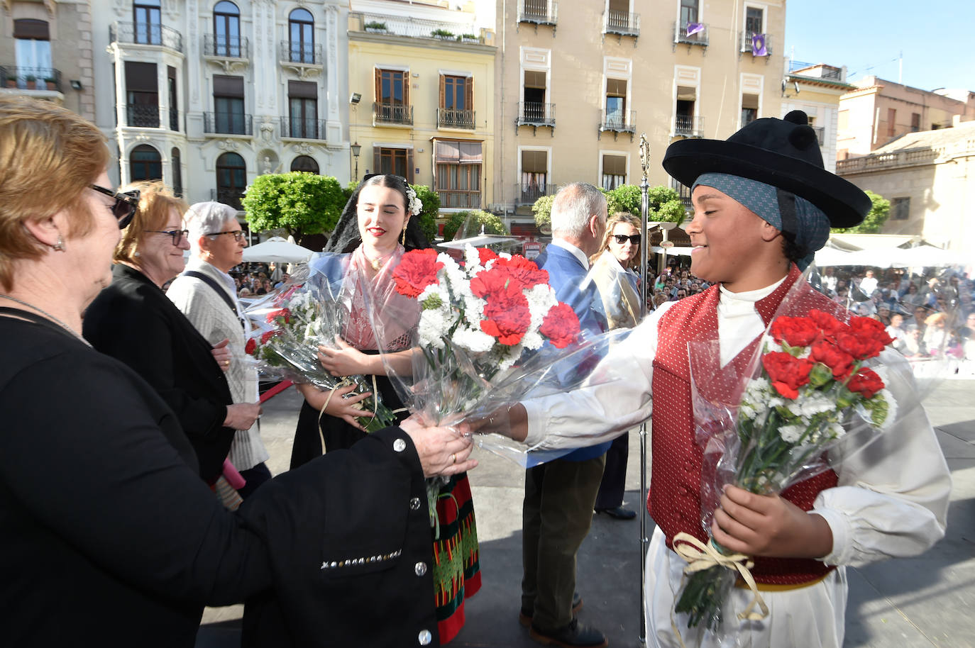 Las imágenes de la ofrenda floral a la Virgen de la Fuensanta