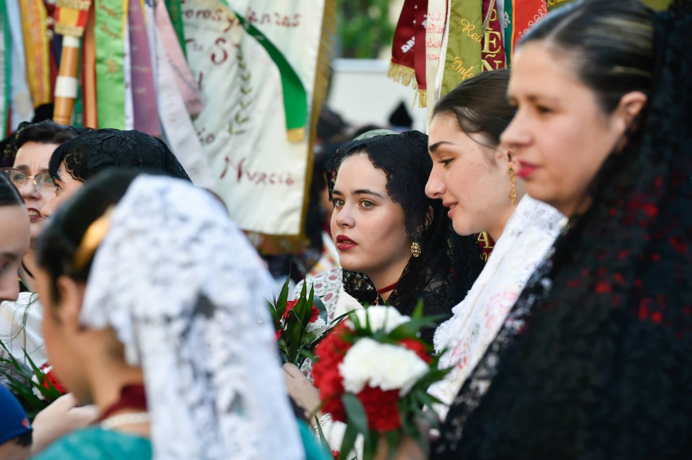 Las imágenes de la ofrenda floral a la Virgen de la Fuensanta