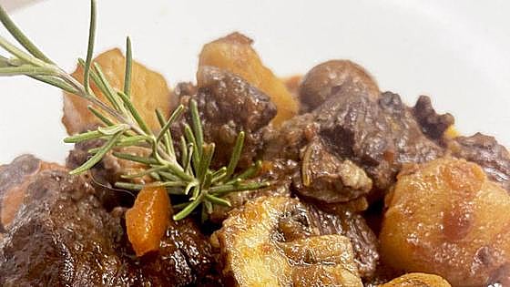 Ternera guisada con patatas