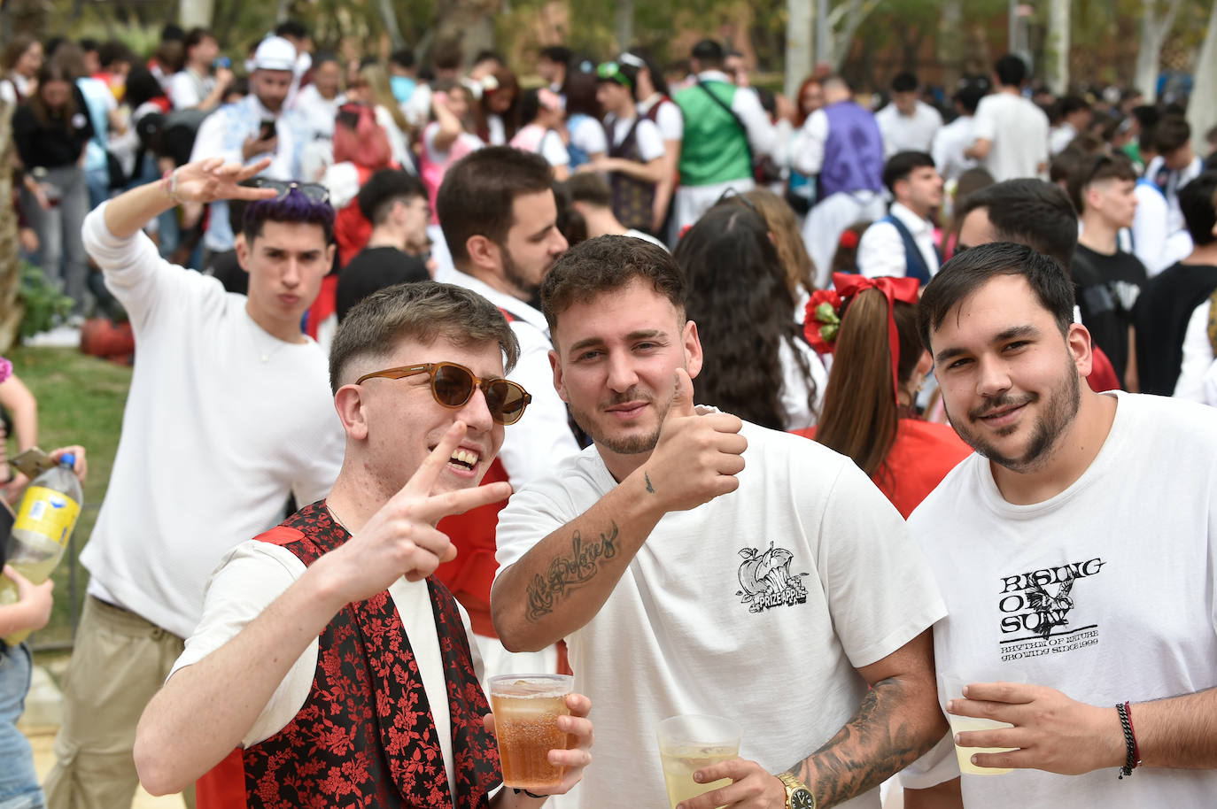 Las calles de Murcia rebosan en el Bando de la Huerta