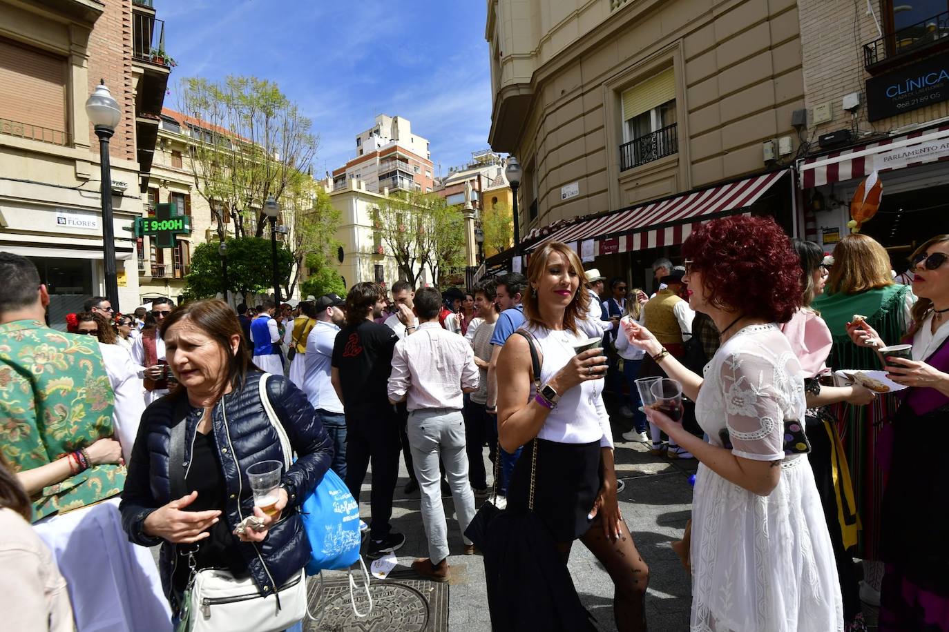 Las calles de Murcia rebosan en el Bando de la Huerta