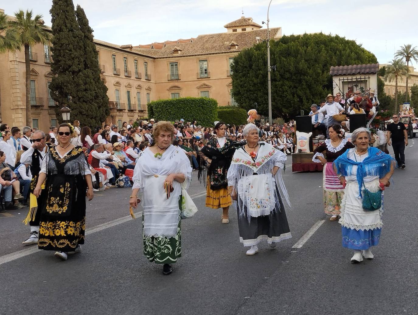 El desfile del Bando de la Huerta, en imágenes