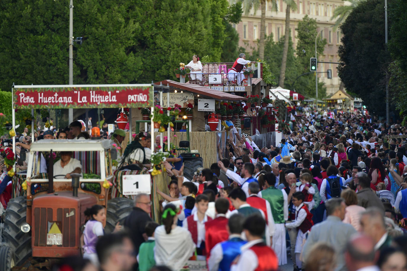 Más imágenes del desfile del Bando de la Huerta