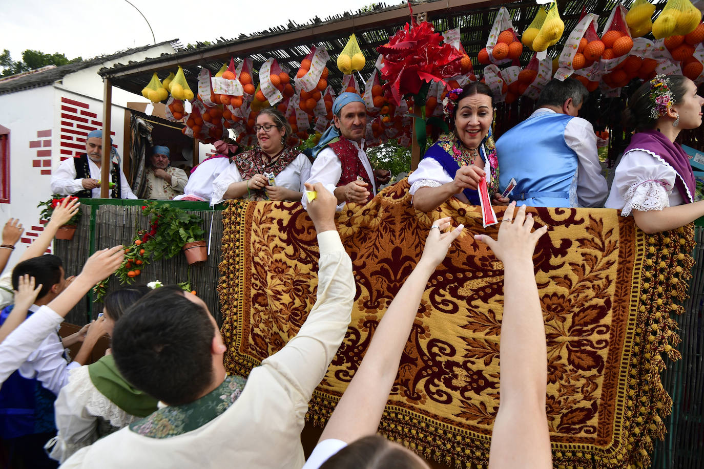 Más imágenes del desfile del Bando de la Huerta