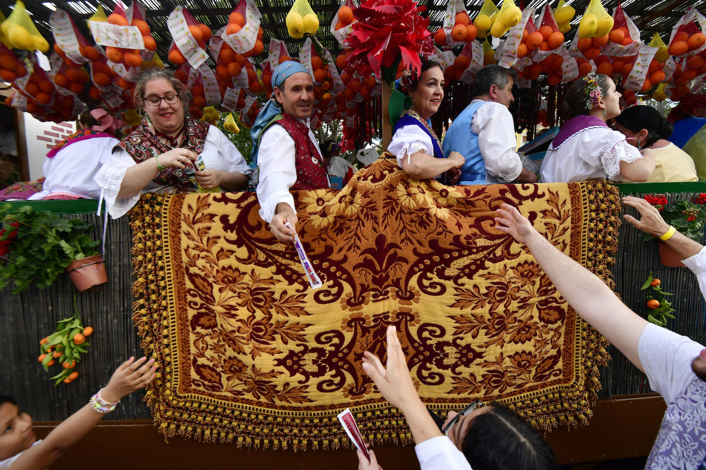 Más imágenes del desfile del Bando de la Huerta