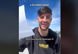 El 'influencer' Carlos García esconderá sobres con dinero esta tarde en Cartagena.