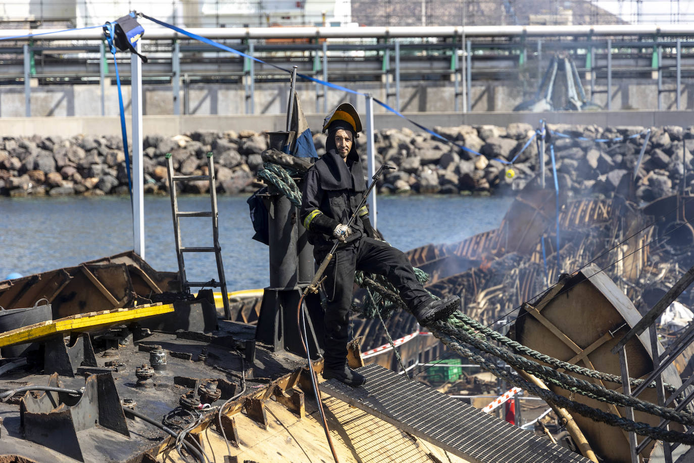 Así se desguaza el submarino &#039;Mistral&#039; en Cartagena