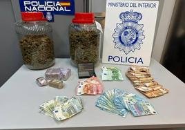 Drogas y dinero incautado por la Policía Nacional en Cartagena.