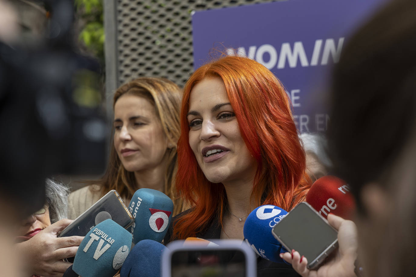 La primera astronautra española, Sara García, visita la UPCT