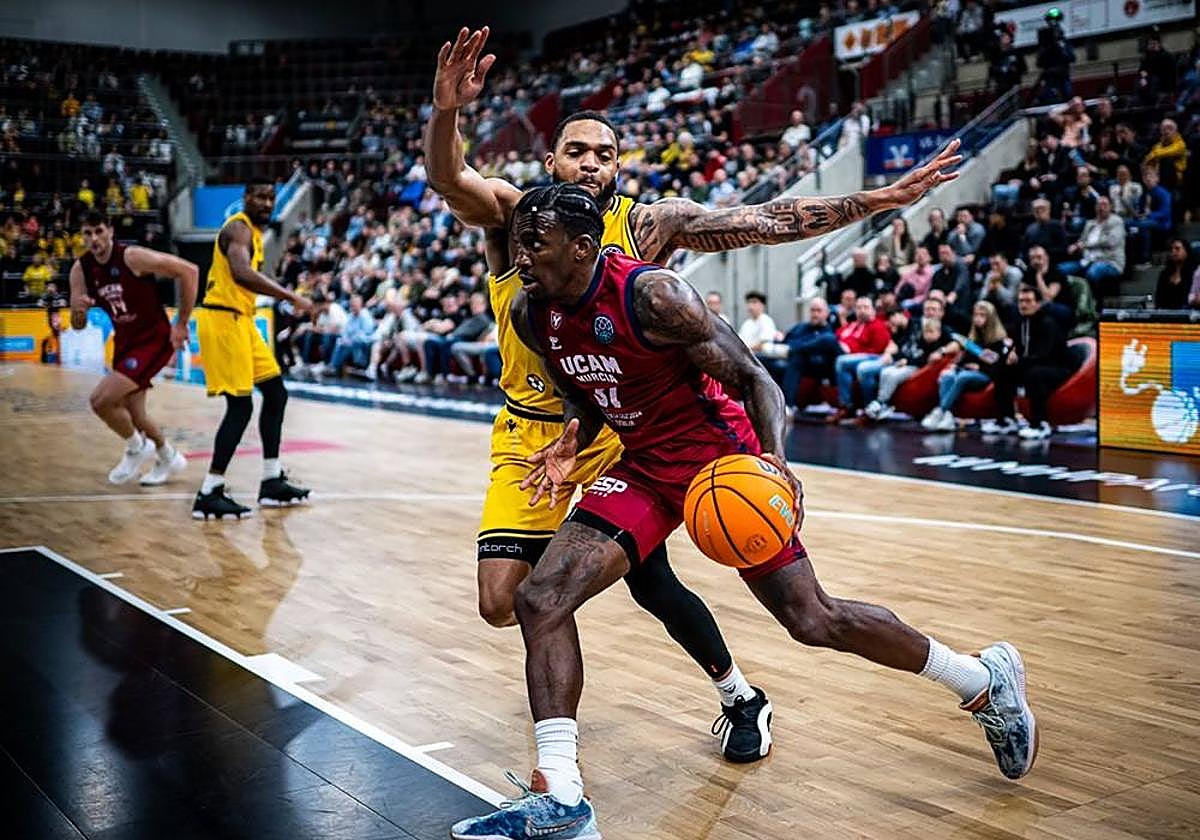 Las imágenes de la victoria del UCAM CB ante el Riesen