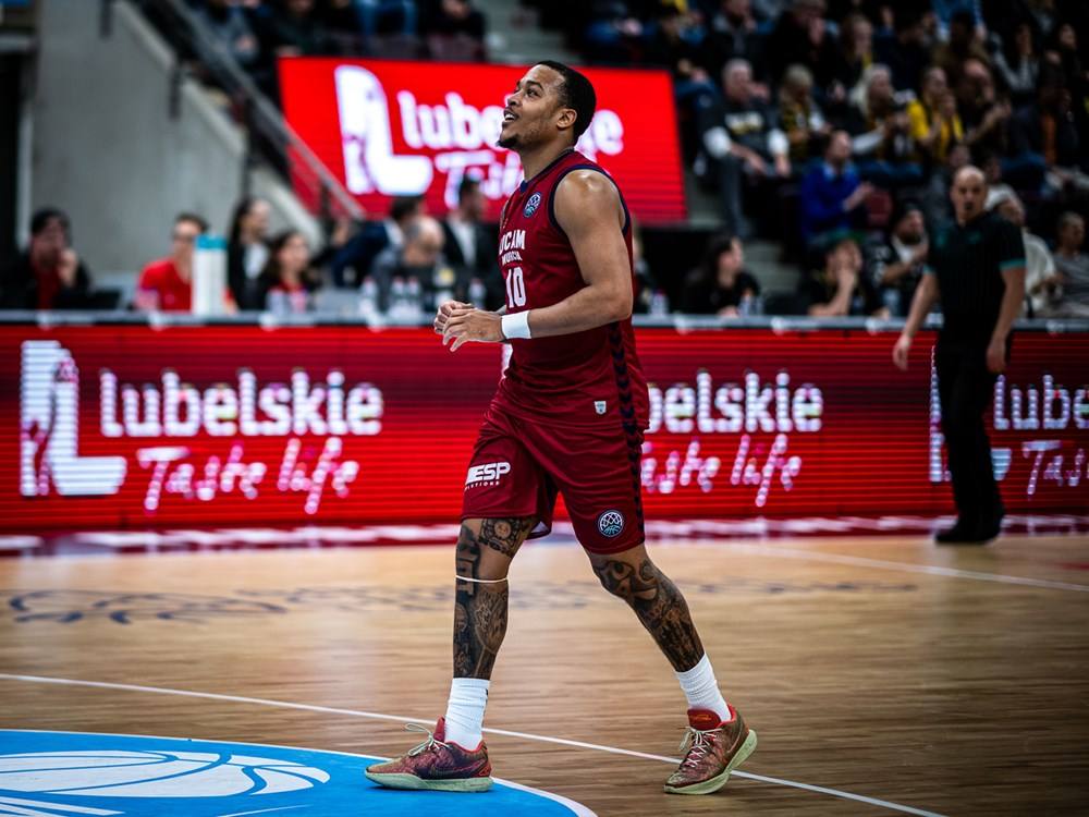 Las imágenes de la victoria del UCAM CB ante el Riesen