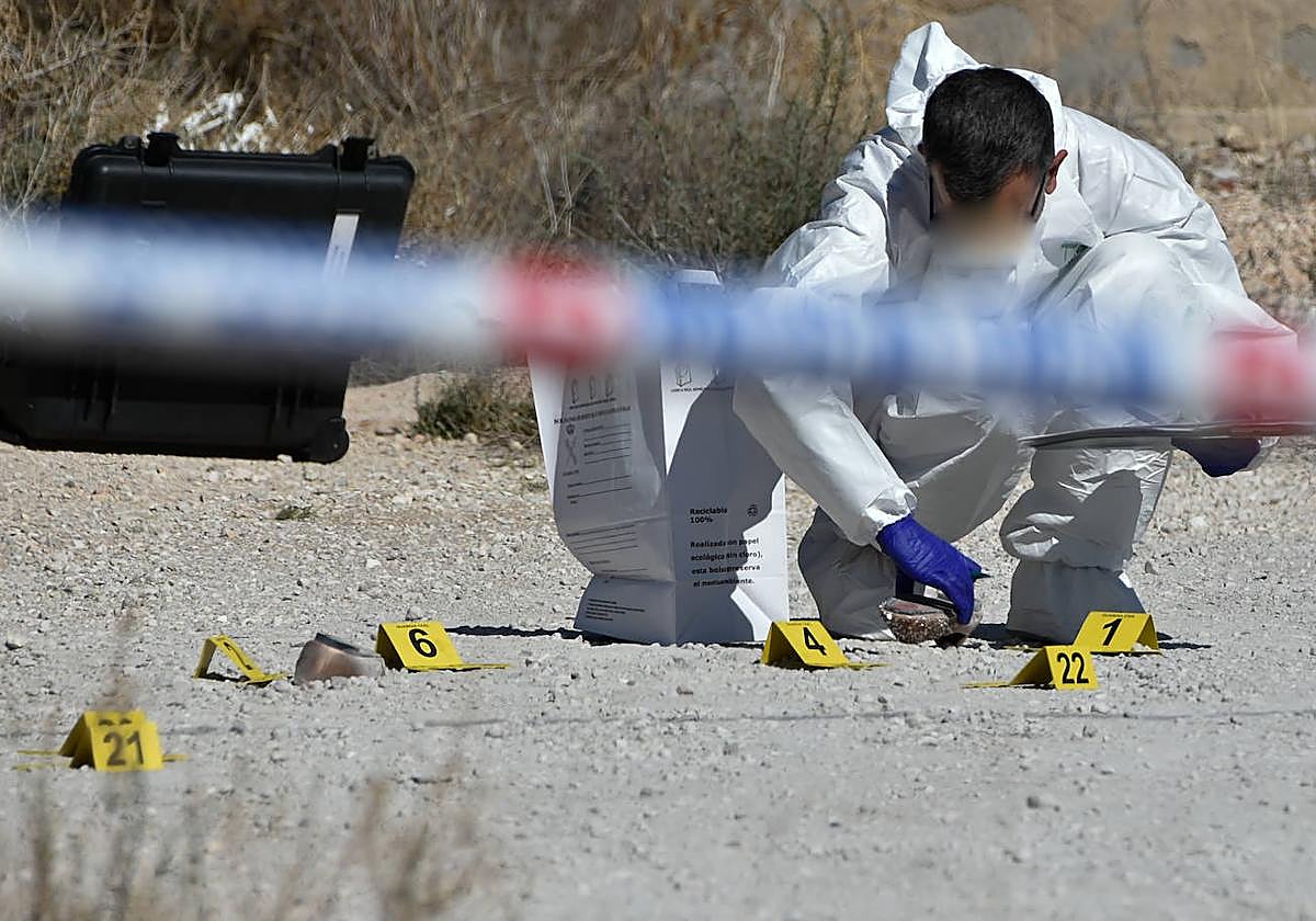 Hallan el cadáver de una joven en Abanilla