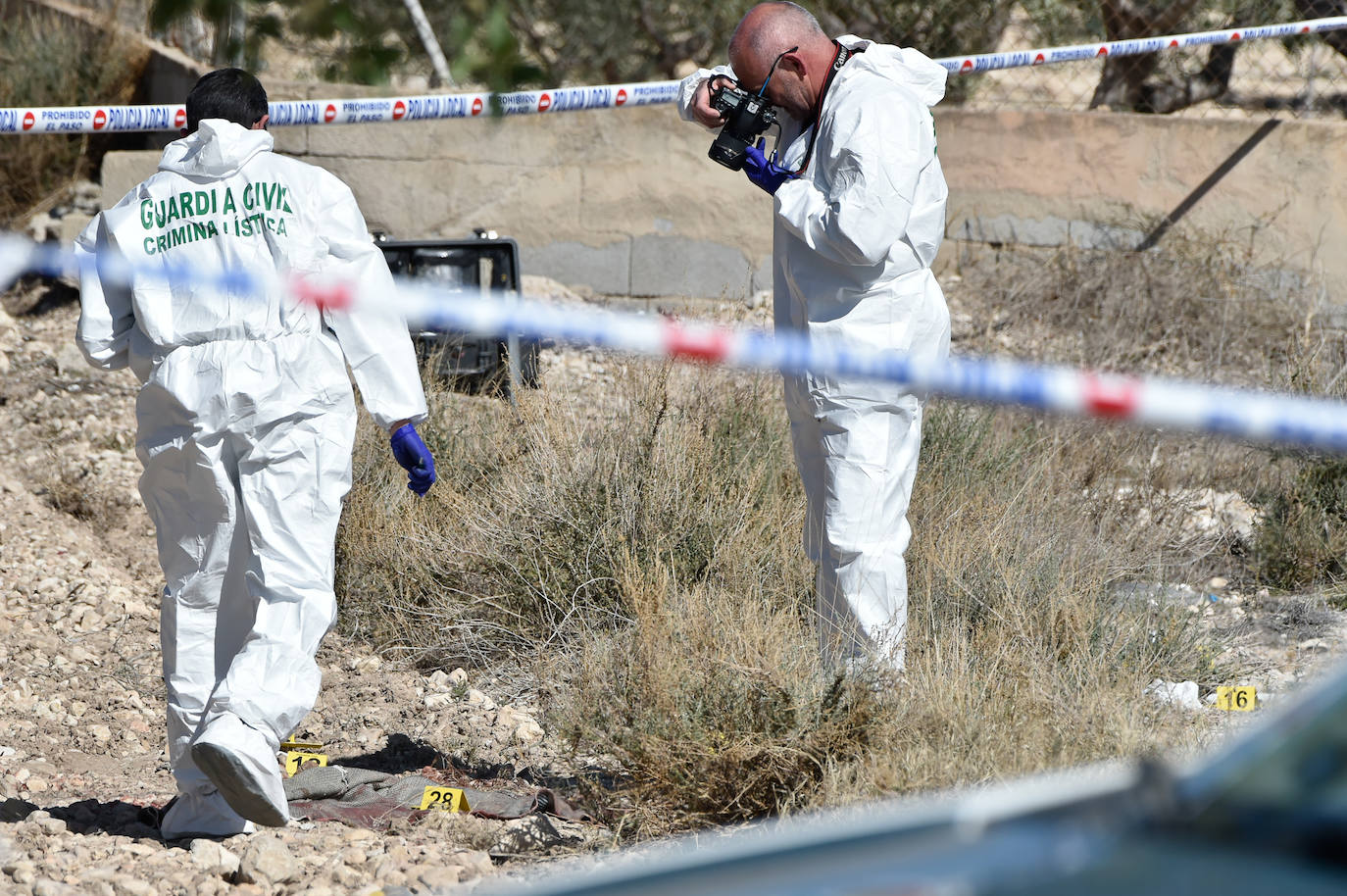 Hallan el cadáver de una joven en Abanilla