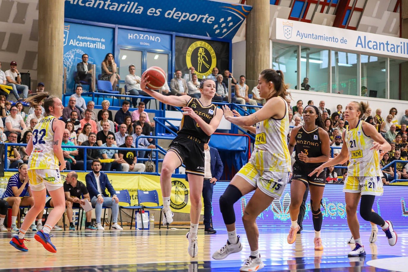 La victoria del Hozono Jairis ante La Seu, en imágenes