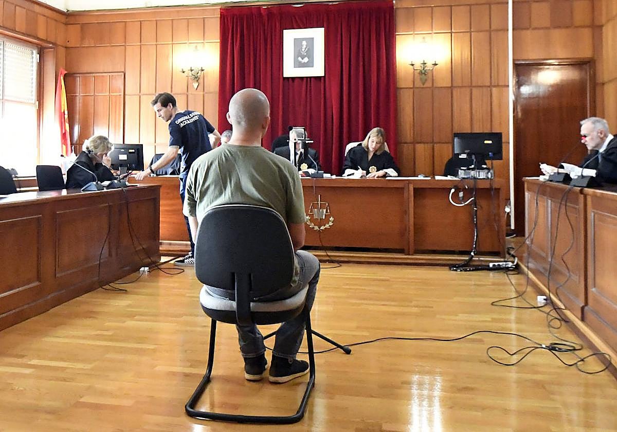 El acusado declara en los juzgados este lunes.