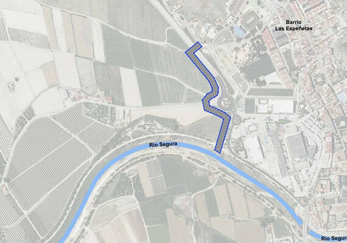 Mapa de los terrenos por los que discurrirá el nuevo colector desde la calle Los Ruises hasta el Segura.