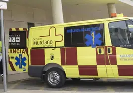 Imagen de archivo de una ambulancia no asistencial.