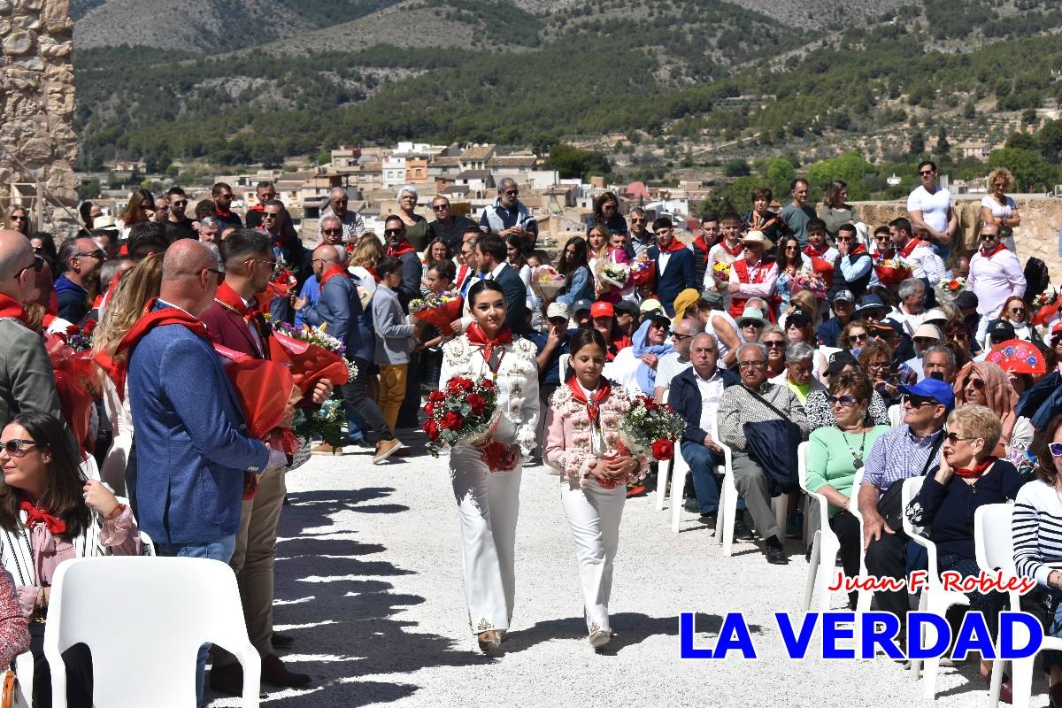 Flores de las peñas caballistas para la Vera Cruz en Caravaca
