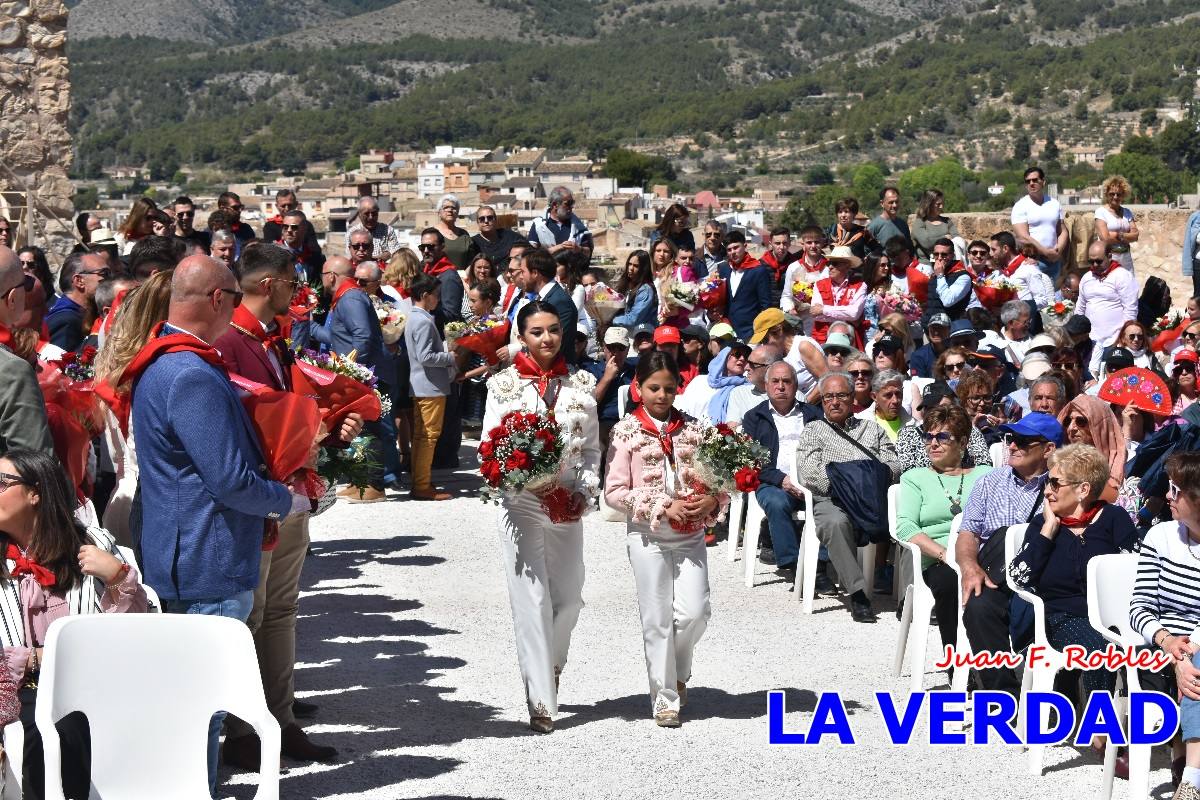 Flores de las peñas caballistas para la Vera Cruz en Caravaca